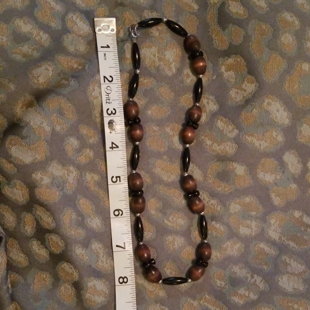 2/$25 16" necklace - Picture 3 of 3